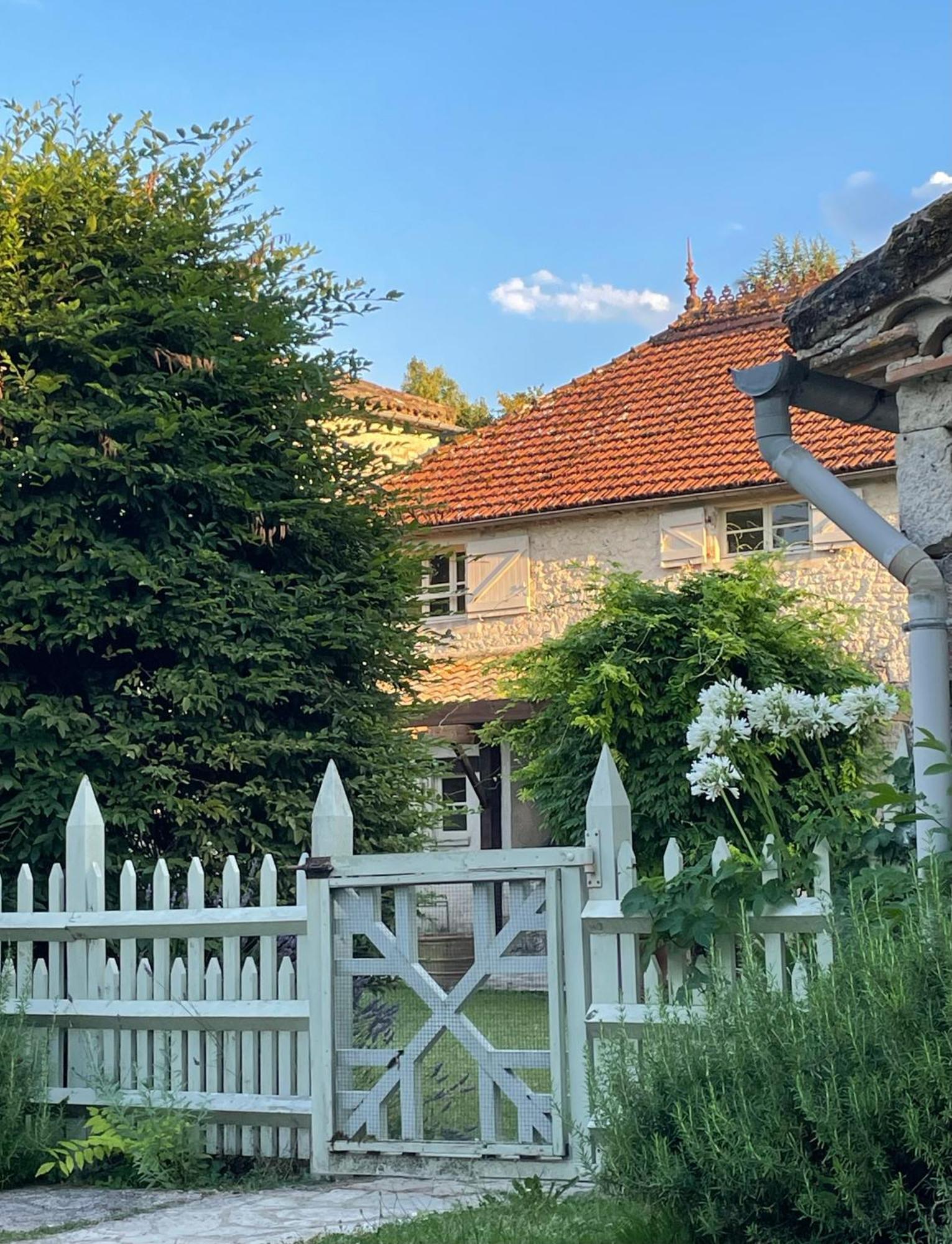 La Grange Du Barry Bed and Breakfast Belveze Exterior foto